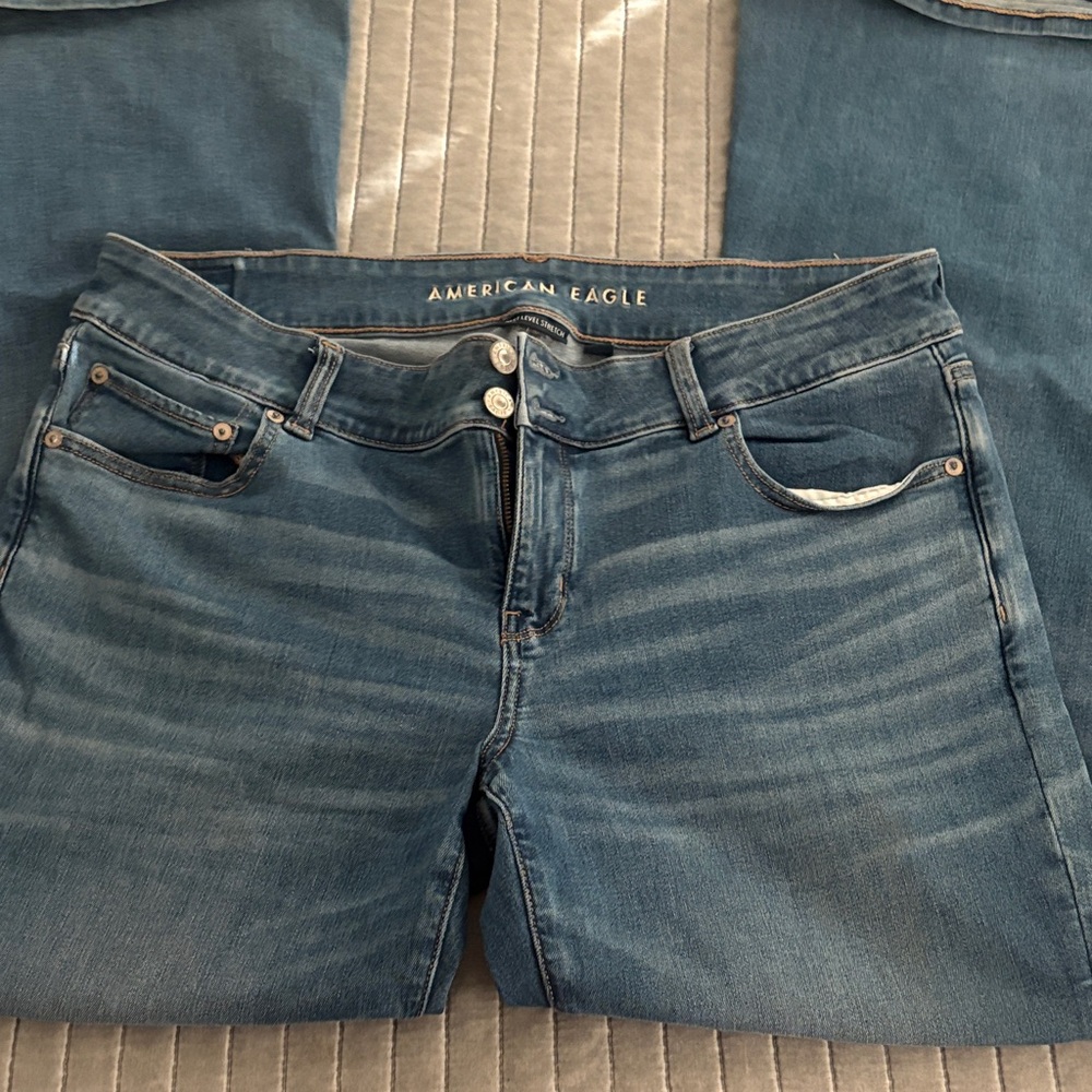 American Eagle Outfitters High Rise Blue Jeans